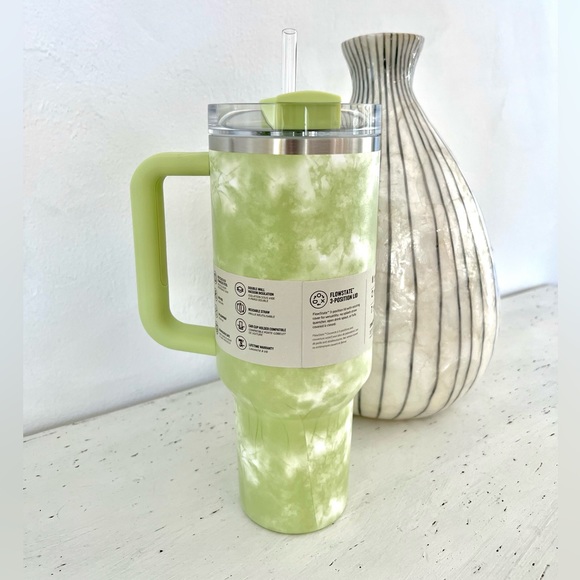💜Stanley💜40 oz Tumbler with handle-CITRON GREEN TIE DYE-NEW! - Picture 2 of 4